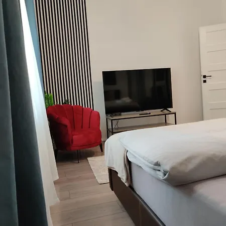 Apartment Casuta Cu Parcare Si Gradina - The Cozy Chic Retreat Cluj-Napoca