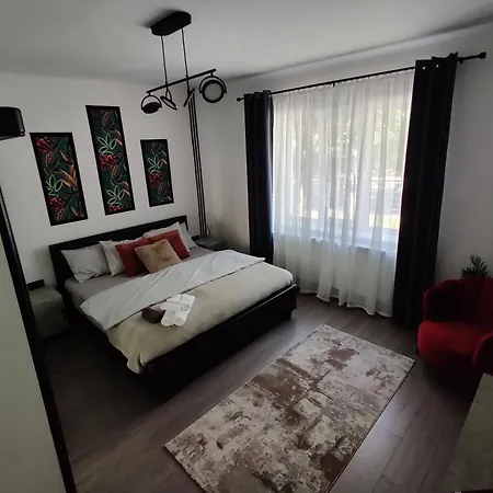 Casuta Cu Parcare Si Gradina - The Cozy Chic Retreat Διαμέρισμα *