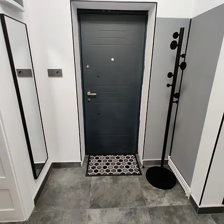 Casuta Cu Parcare Si Gradina - The Cozy Chic Retreat Apartment