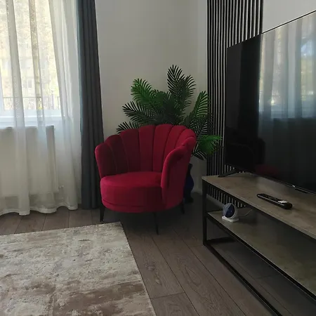 Casuta Cu Parcare Si Gradina - The Cozy Chic Retreat Apartmán Kluž