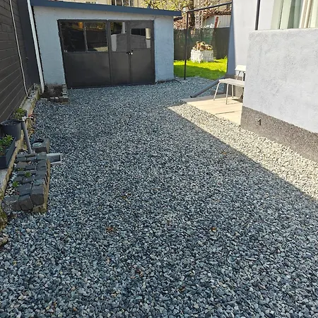 Apartmán Casuta Cu Parcare Si Gradina - The Cozy Chic Retreat