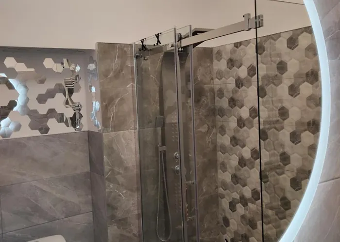 Apartment Casuta Cu Parcare Si Gradina - The Cozy Chic Retreat