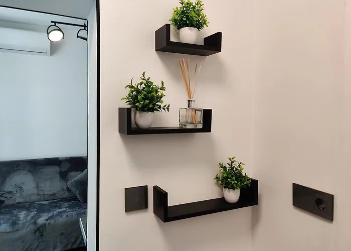 Διαμέρισμα Casuta Cu Parcare Si Gradina - The Cozy Chic Retreat *