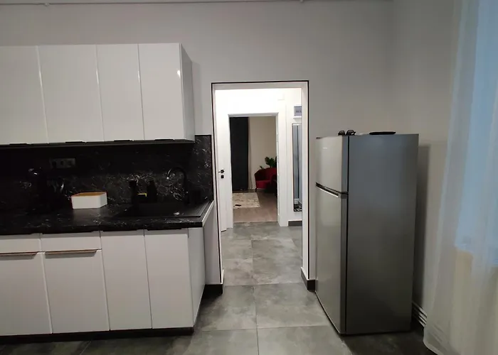 Casuta Cu Parcare Si Gradina - The Cozy Chic Retreat Διαμέρισμα