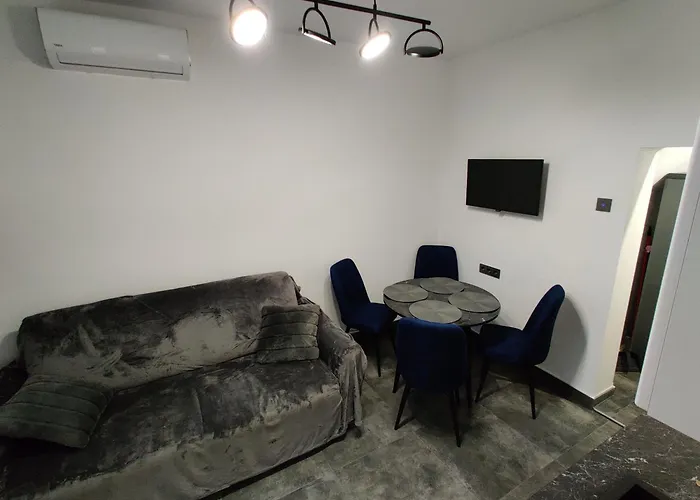 Διαμέρισμα Casuta Cu Parcare Si Gradina - The Cozy Chic Retreat