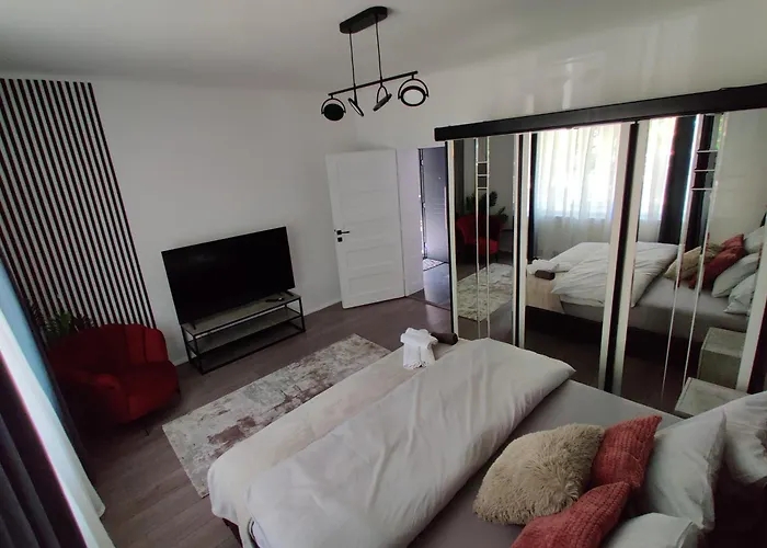 Casuta Cu Parcare Si Gradina - The Cozy Chic Retreat Apartment *