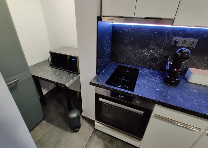 Διαμέρισμα Casuta Cu Parcare Si Gradina - The Cozy Chic Retreat