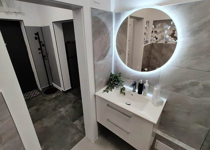 Casuta Cu Parcare Si Gradina - The Cozy Chic Retreat Apartment *