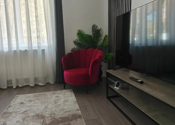 Casuta Cu Parcare Si Gradina - The Cozy Chic Retreat Διαμέρισμα Κλουζ-Ναπόκα